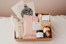 Load image into Gallery viewer, Luxury Christmas Gift Kit
