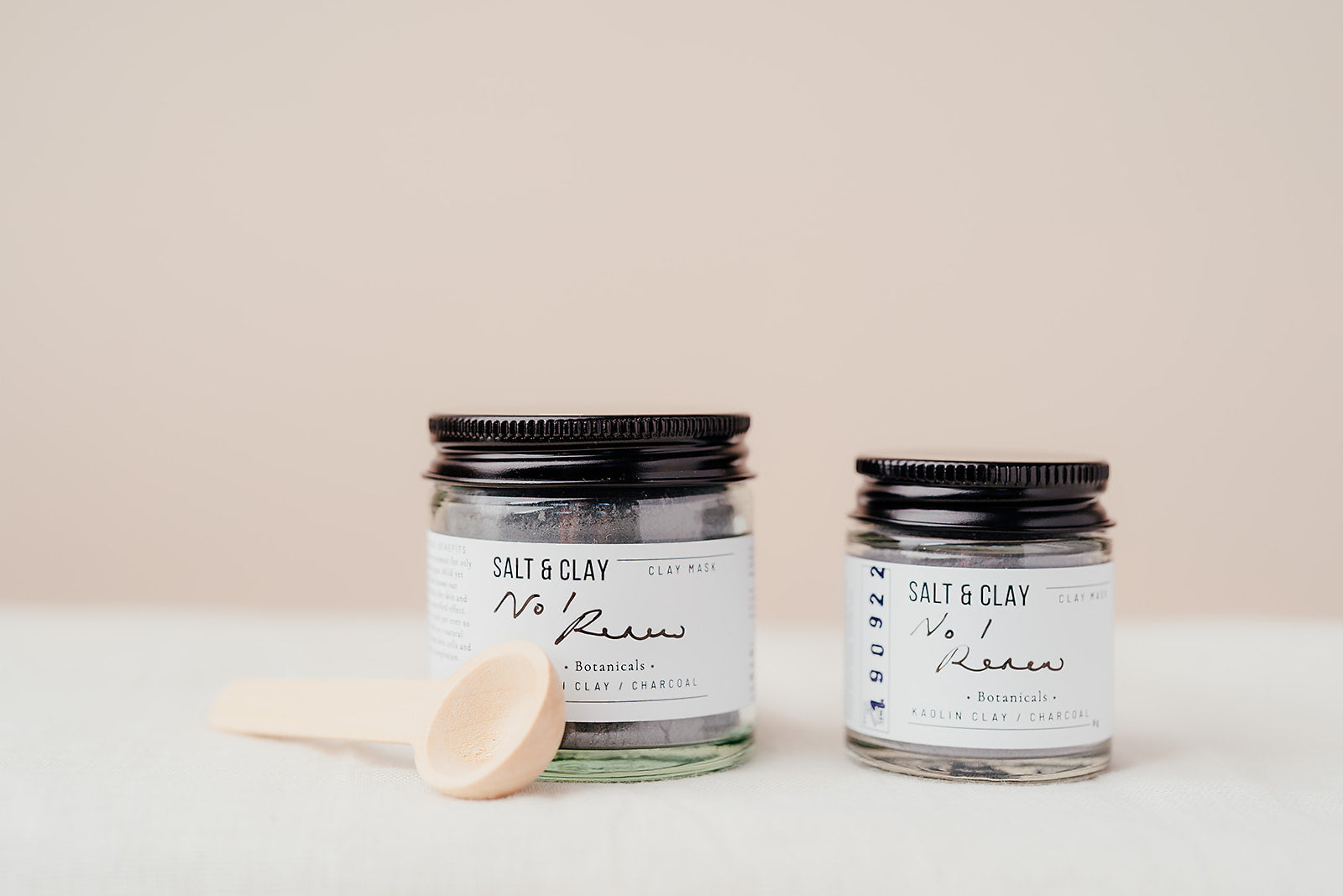 No.1 Renew Clay Mask [Kaolin & Charcoal]