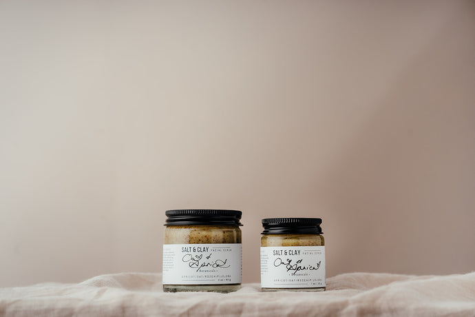 Oat and Apricot face scrub made by Salt and Clay. Packaged in a recycled glass jar with a recyclable aluminium lid. Vegan friendly skincare.  